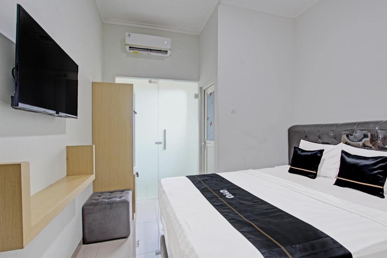 Capital O 91377 Mk Prime Syariah Hotel Semarang Exterior photo